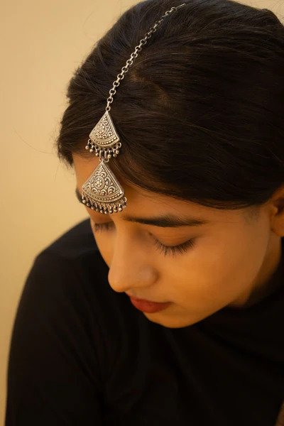 Traditional Handcraft silver neckwear